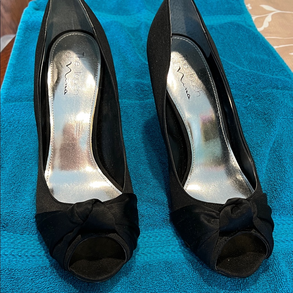 Touch of Nina Black Peep Toe Stilettos Size 10